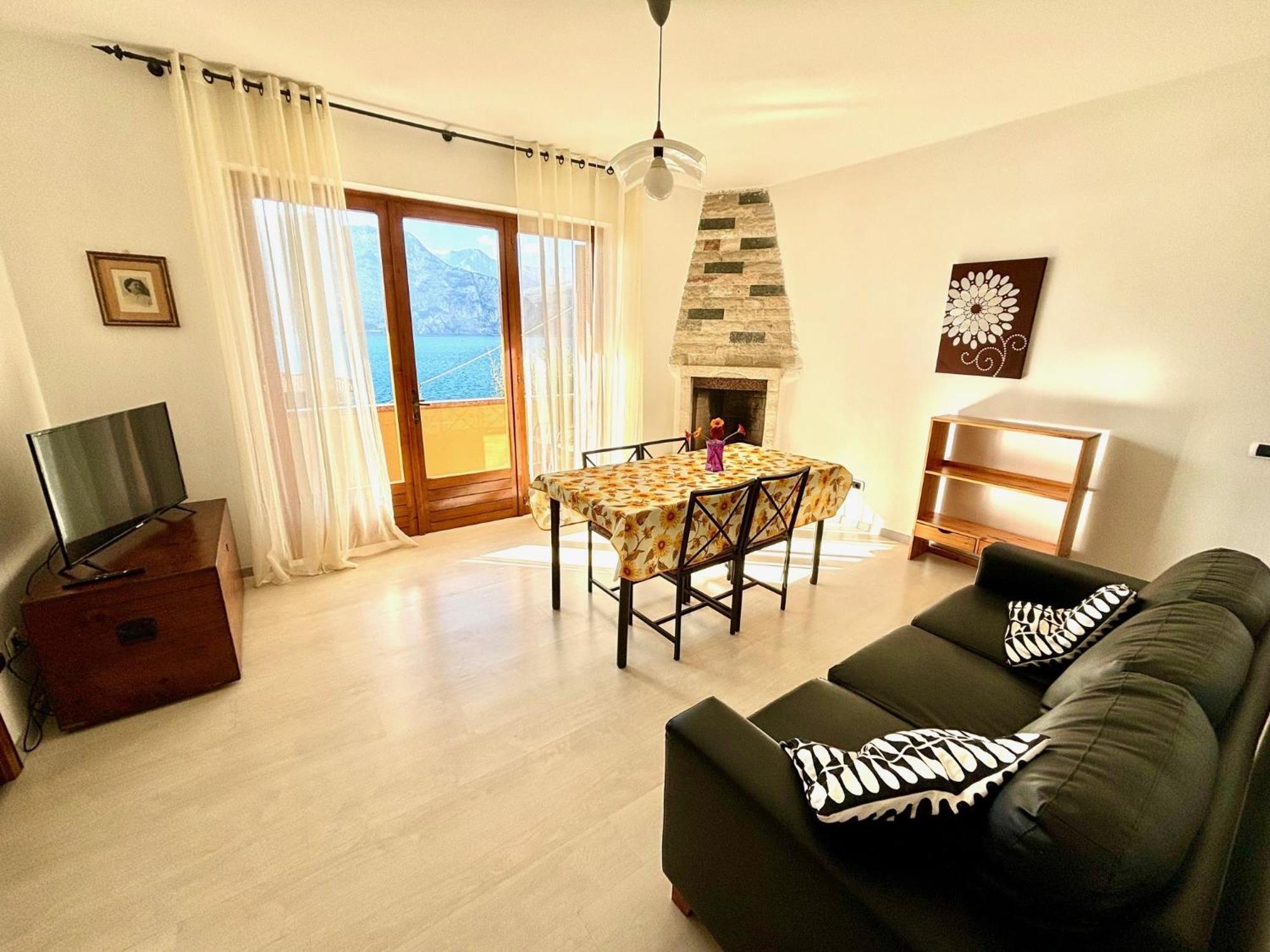 Casa Edda Leilighet Brenzone sul Garda Eksteriør bilde
